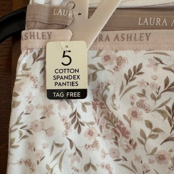 NWT Laura Ashley briefs, size medium, 5-pack - Picture 3 of 8